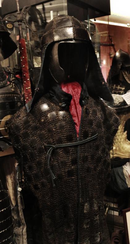 A Superb Suit of Original Antique Edo Period Tatami Kusari Samurai Armour Gusoku Mail and Plate Armour With Original Case. For a Samurai of the Asano Clan. Asano the Clan of the 47 Ronin