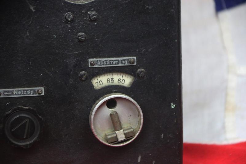 A German Spy Radio Receiver. WW2 Sicherheitsdienst (SD) Abwehr German Spy Network Intelligence Service Radio Receiver. Organisation 'Max' Spy Ring In Teheran. Also Used For U-Boat Section Clandestine Commando Raids