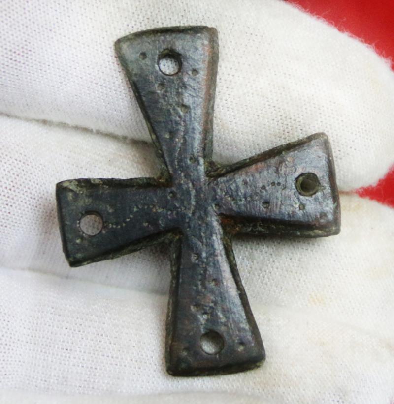 Original, & Beautiful 11th to 12th Century Bronze Knights Templar Christian Pectoral Cross Patee {Formee}