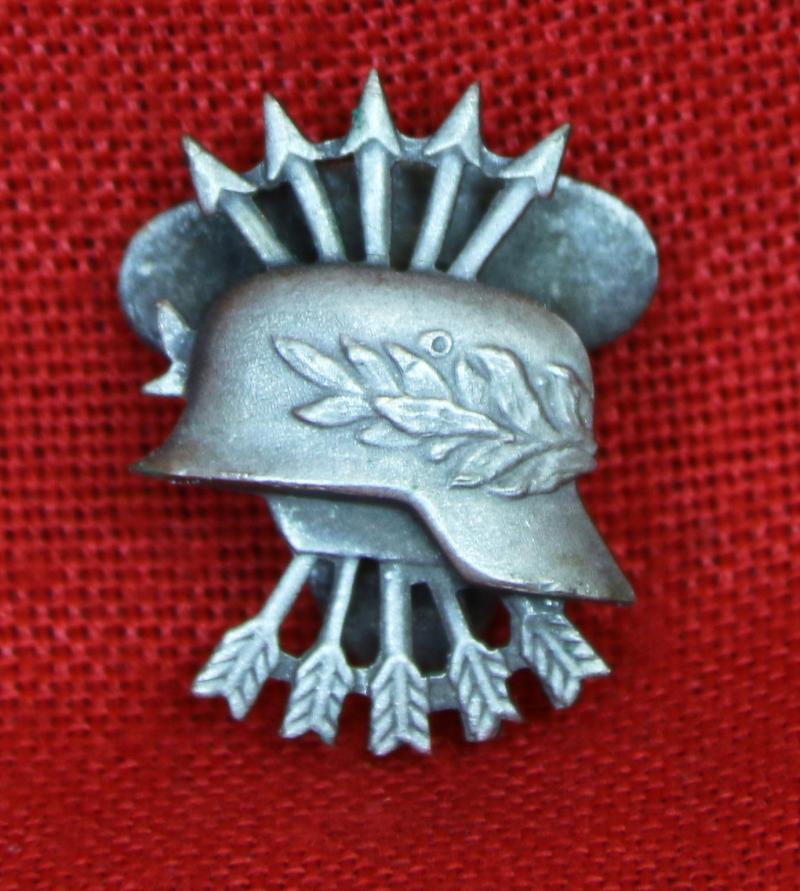 A Most Rare, Original, 1941 Third Reich Spanish Falangist Volunteer 'Blue Division' {Blaue Division} Badge of The División Azul. the Spanish Volunteers That Fought with Germany on The Eastern Front  In Russia Against Stalin