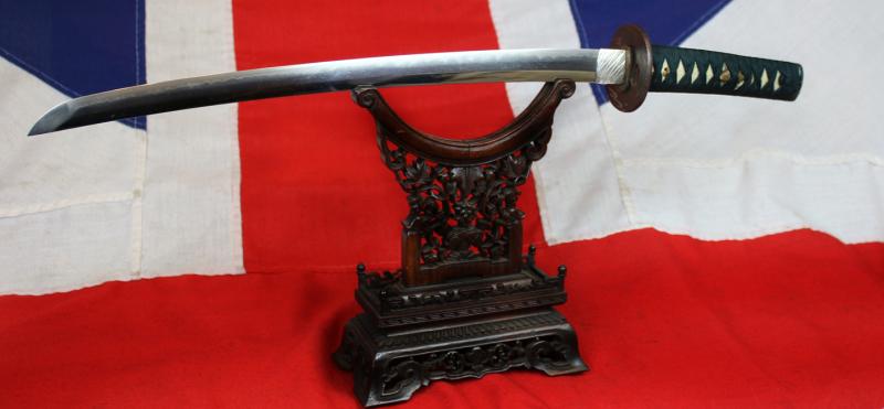 Beautiful Koto Wakazashi, 16th Century, Soten School Fuchgashira, Goto Shishi Lion Dog Kozuka, Silver Urushi Aoi Leaf Lacquer Decor Saya,  Hira-zogan Tetsu Shinto Tsuba Inlaid With Kinko Weeping Willow