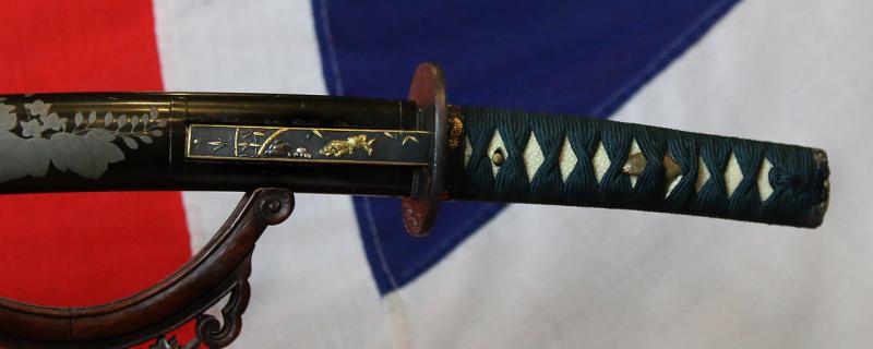 Beautiful Koto Wakazashi, 16th Century, Soten School Fuchgashira, Goto Shishi Lion Dog Kozuka, Silver Urushi Aoi Leaf Lacquer Decor Saya,  Hira-zogan Tetsu Shinto Tsuba Inlaid With Kinko Weeping Willow