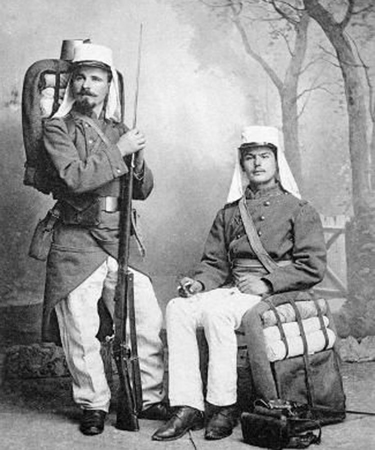 A Superb 19th-20th Century French 1886 Pattern Lebel Rifle Sword Bayonet & Frog. WW1 French Foreign Legion Issue