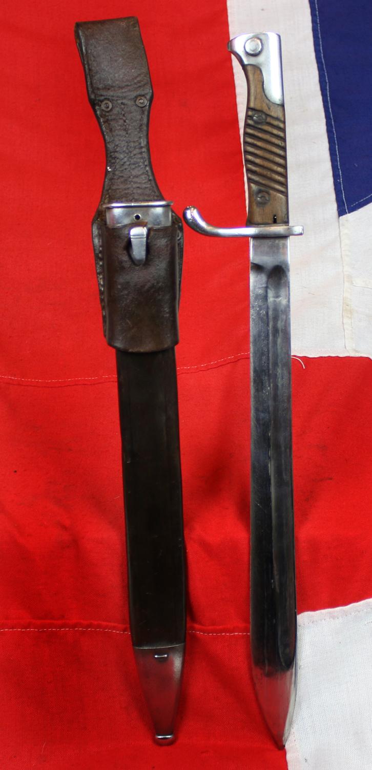 A Rare Early 'Long Eared' German WW1 'Butcher' Bayonet S98/05 o.S. (ohne Sage} with Leather and Steel Scabbard and Frog Belt Mount. By Simson & Co. Suhl.