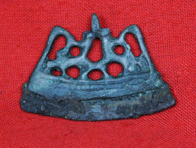 Very Rare Ancient 10th Century Viking Fire-Starter, A 'Drepa Upp Eld '. Viking Riders on Horses & Steel Striking Blade. Used With Amadou Touchwood Fungus {Fomes Fomentarius}. To Make Fire At Sea, Whilst Sailing In a Viking Long Boat