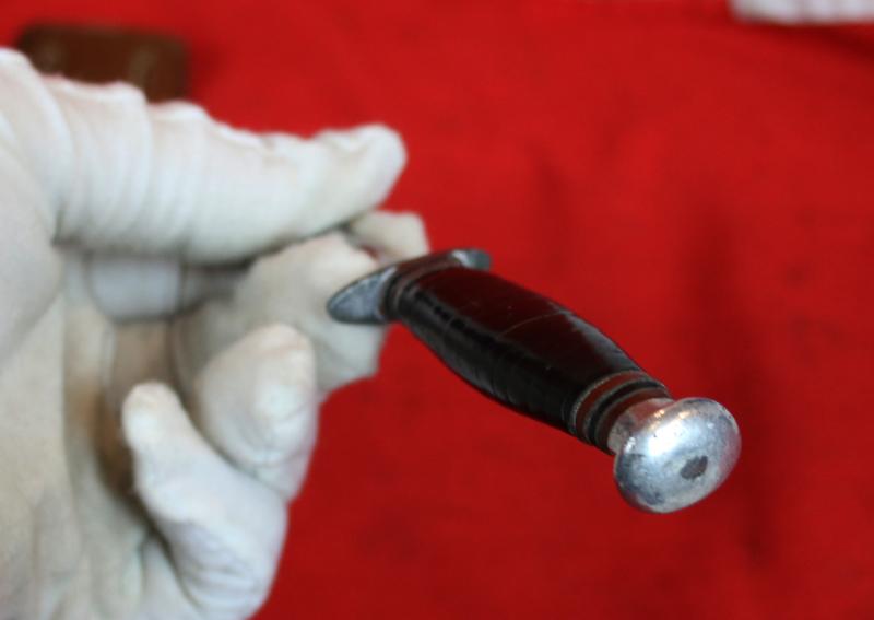 An Incredibly Rare And Historical WW2 British SOE Special Operation Executive Agents ‘Assassination’ Sleeve Stiletto Dagger. Used In The Special Forces Mission During The Italian Campaign and The Invasion of Sicily