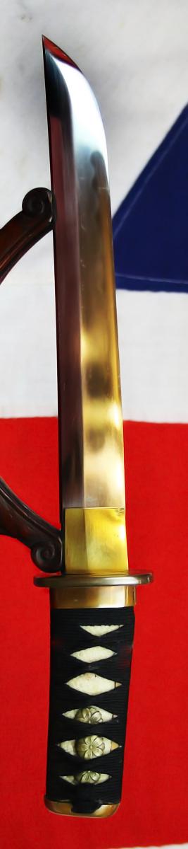 A Rarely Seen, WW2 Era Japanese Officer's Tanto, Showa Period, with Armour Piercing Powerful Blade Of Much Heft And Of Very Beautiful Appearance. Stunning Patinated Copper Koshirae