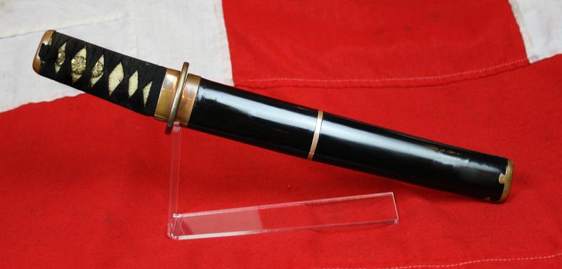 A Rarely Seen, WW2 Era Japanese Officer's Tanto, Showa Period, with Armour Piercing Powerful Blade Of Much Heft And Of Very Beautiful Appearance. Stunning Patinated Copper Koshirae