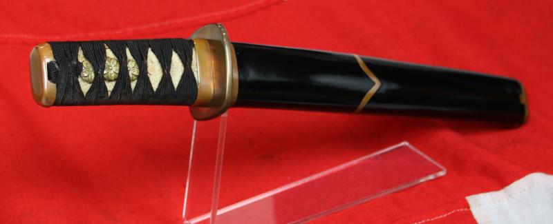 A Rarely Seen, WW2 Era Japanese Officer's Tanto, Showa Period, with Armour Piercing Powerful Blade Of Much Heft And Of Very Beautiful Appearance. Stunning Patinated Copper Koshirae