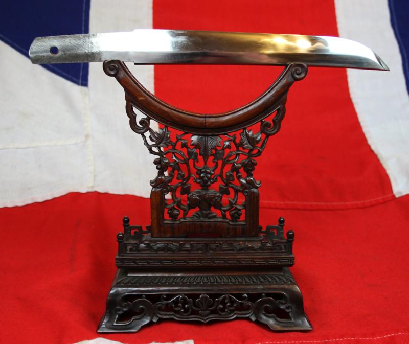 A Rarely Seen, WW2 Era Japanese Officer's Tanto, Showa Period, with Armour Piercing Powerful Blade Of Much Heft And Of Very Beautiful Appearance. Stunning Patinated Copper Koshirae