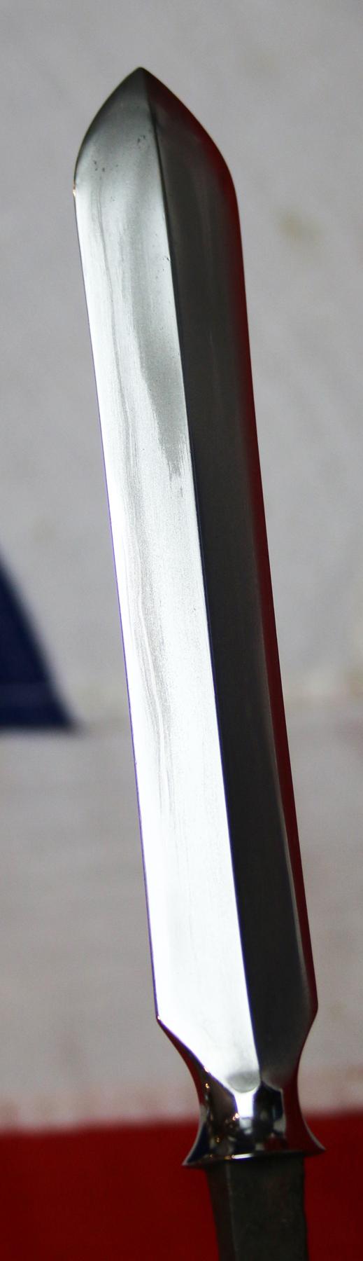 A Superb 17th Century Shinto Ryo Shinogi Yari Samurai Spear Head From the Roald Knutsen Collection. In Superb Condition With Impressive Nie-Deki (沸出来) {Martinzite Crystals} That Appear In The Rapid Quenching