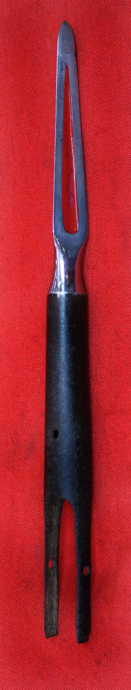 Early Samurai 袋槍 Fukuro-Yari, Helmet & Armour Piercing Grade Samurai Lance Of Incredible Power, Circa 1336 to 1500. Triple Equilateral Graduating Blade with Red Lacquer Decorated Horimono Bo-Hi To Each Blade Face & Complete With Its Original Pole Haft