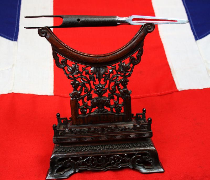 Early Samurai 袋槍 Fukuro-Yari, Helmet & Armour Piercing Grade Samurai Lance Of Incredible Power, Circa 1336 to 1500. Triple Equilateral Graduating Blade with Red Lacquer Decorated Horimono Bo-Hi To Each Blade Face & Complete With Its Original Pole Haft