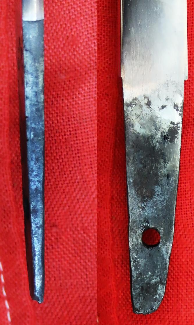 A Most Superb And Rare Early Koto Period Shikome-Tessen, with Fine Quality Concealed Blade Bearing a Stunning Hamon & Hada A Hidden High Ranking Samurai's, {Such as a Daimyo, or Kumigashira 組 頭} Samurai Tanto War Fan, Called a Shikome-Tessen
