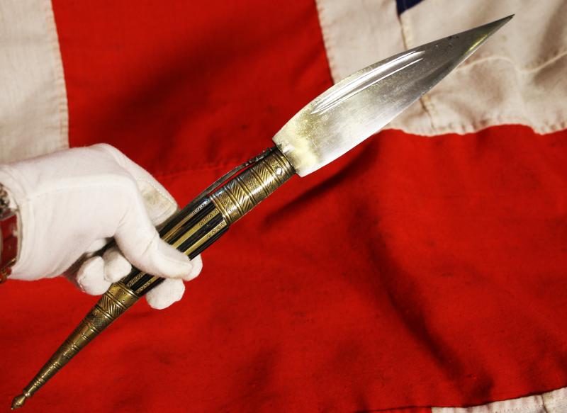 Exceptional Early 19th Century Navaja Folding Knife From Albacete. Of the Spanish Guerrilleros Who Faught Napoleon During His Invasion Of Spain In The Peninsular War. As Used In The Dos de Mayo Uprising, Madrid, Spain,1808. Against Napoleon's Occupation