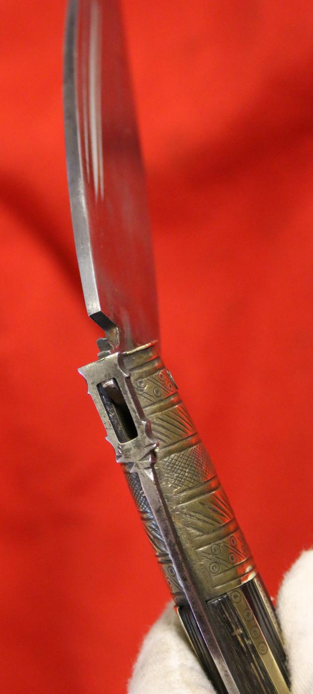 Exceptional Early 19th Century Navaja Folding Knife From Albacete. Of the Spanish Guerrilleros Who Faught Napoleon During His Invasion Of Spain In The Peninsular War. As Used In The Dos de Mayo Uprising, Madrid, Spain,1808. Against Napoleon's Occupation