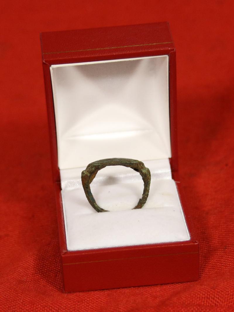 A Beautiful Original Roman 1st to 2nd Century A.D. Modius or Fire Alter Status Seal Ring. Worn From The Reigns Of Emperor Augustus Through To Emperor Flavian. Recovered at a Dig in the 1830's by Hadrian's Wall, by the 10th Duke of Hamilton